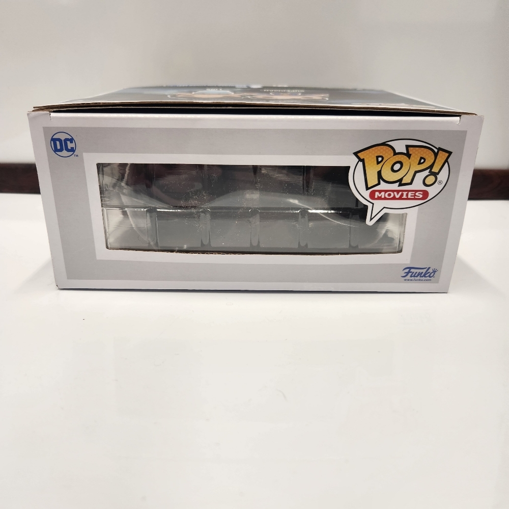 Funko Pop Superman & Lois Flying 2 pack Zavvi Exclusive DC Superman - Picture 5 of 6